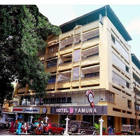 Hotel Yamuna Adur Exterior foto