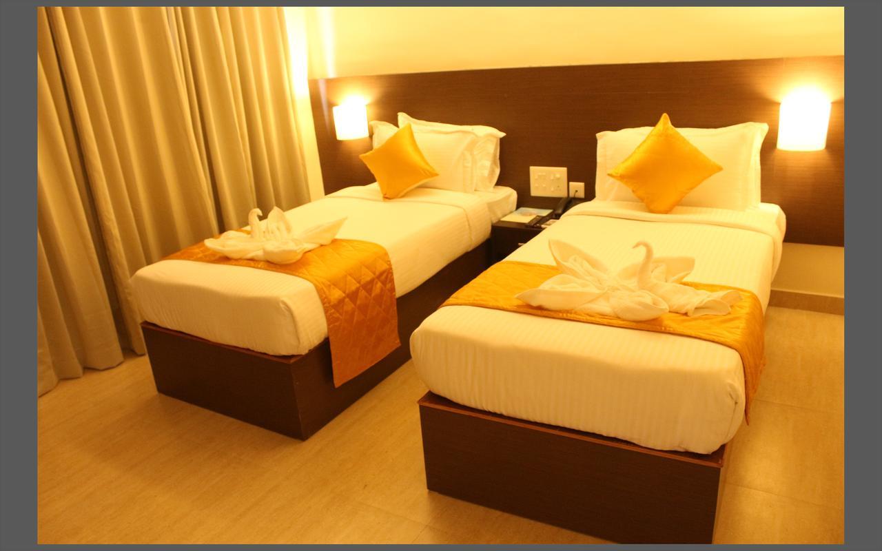 Hotel Yamuna Adur Exterior foto